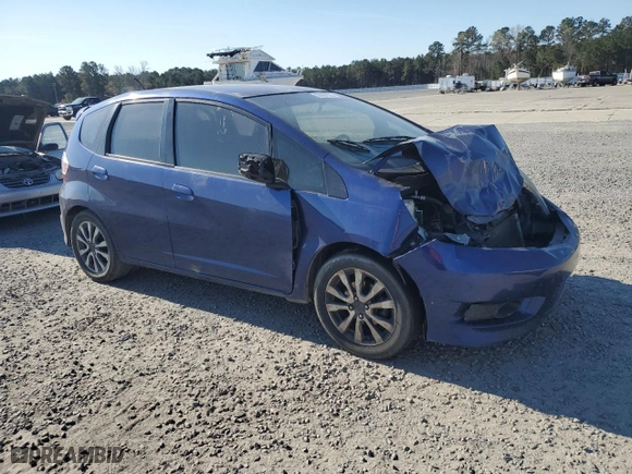 2013 Honda Fit Sport with VIN JHMGE8H5XDC007040, listed as a Copart auction lot 50697925 with 238,190 mi miles and Salvage Title. Bid and sale history available at carsss.com. Image 4.