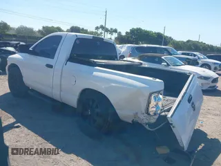 2005 Dodge 1500 ST with VIN 1D7HA16K15J646654, listed as a IAAI auction lot 41813148 with 170,149 mi miles. Bid and sale history available at carsss.com. Image 3.