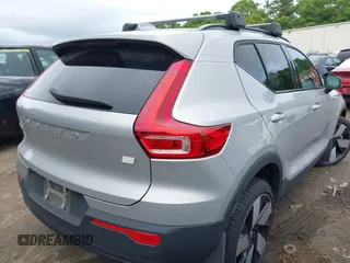 2023 Volvo XC40 Ultimate with VIN YV4ED3UM1P2058851, listed as a IAAI auction lot 42525409 with 11,626 mi miles and . Bid and sale history available at DreamBid. Image 4.