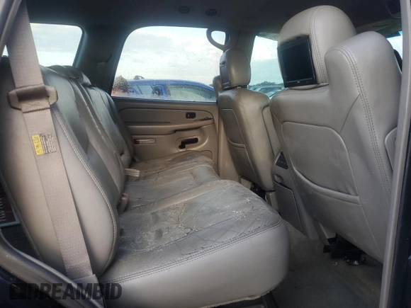 2004 GMC Yukon SLT with VIN 1GKEC13T74R119419, listed as a Copart auction lot 74014864 with 0 mi miles and Salvage Title. Bid and sale history available at carsss.com. Image 10.