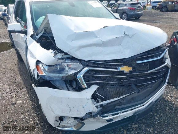 2020 Chevrolet Traverse LT Cloth with VIN 1GNEVGKW7LJ228293, listed as a IAAI auction lot 39733566 with 43,312 mi miles. Bid and sale history available at carsss.com. Image 6.