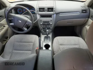 2012 Ford Fusion SE z VIN 3FAHP0HAXCR132060, wystawiony jako Copart lot #56148395 z przebiegiem 172 160 mil mil oraz Czysty tytuł • Clean title. Historia ofert i sprzedaży dostępna na DreamBid. Obrazek 8.