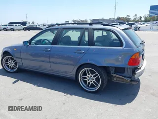 2003 BMW 3 Series 325i with VIN WBAEN33403PC12691, listed as a IAAI auction lot 42100376 with 168,357 mi miles and . Bid and sale history available at DreamBid. Image 14.