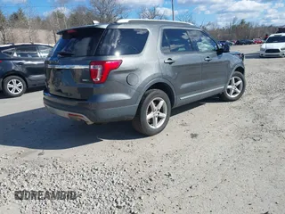 2017 Ford Explorer XLT z VIN 1FM5K8DH0HGA14008, wystawiony jako IAAI lot #41909426 z przebiegiem 122 919 mil mil oraz . Historia ofert i sprzedaży dostępna na DreamBid. Obrazek 4.