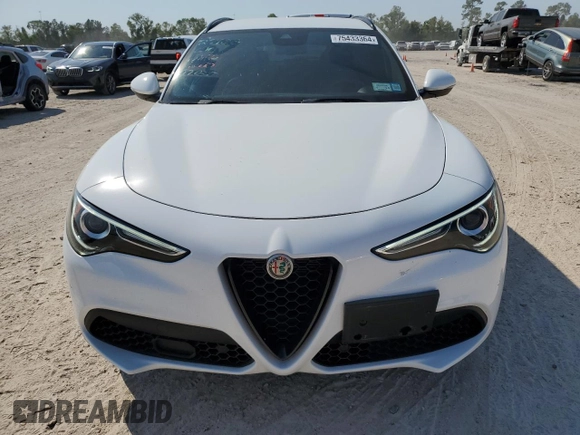 2022 Alfa Romeo Stelvio Sprint z VIN ZASPAKAN4N7D37259, wystawiony jako Copart lot #75433364 z przebiegiem 36 461 mil mil oraz Szkoda całkowita • Salvage title. Historia ofert i sprzedaży dostępna na DreamBid. Obrazek 5.