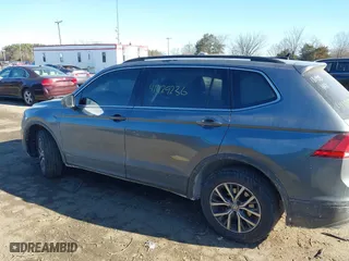 2019 Volkswagen Tiguan SE with VIN 3VV2B7AX4KM013634, listed as a IAAI auction lot 41429236 with 133,492 mi miles. Bid and sale history available at carsss.com. Image 14.