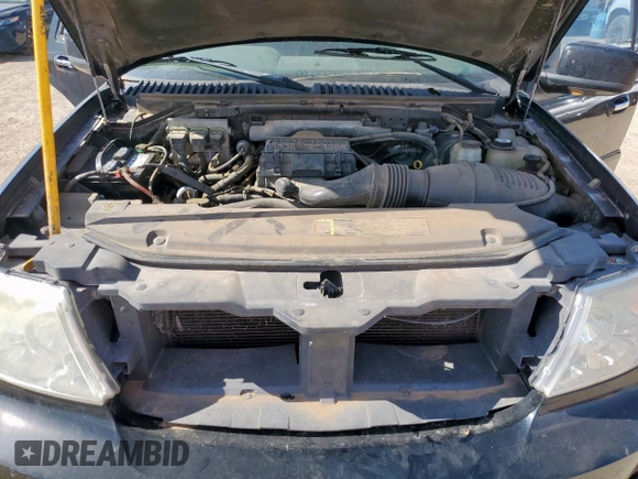 2006 Lincoln Navigator Luxury with VIN 5LMFU27526LJ22533, listed as a Copart auction lot 61537955 with 192,829 mi miles and Clean title. Bid and sale history available at DreamBid. Image 12.