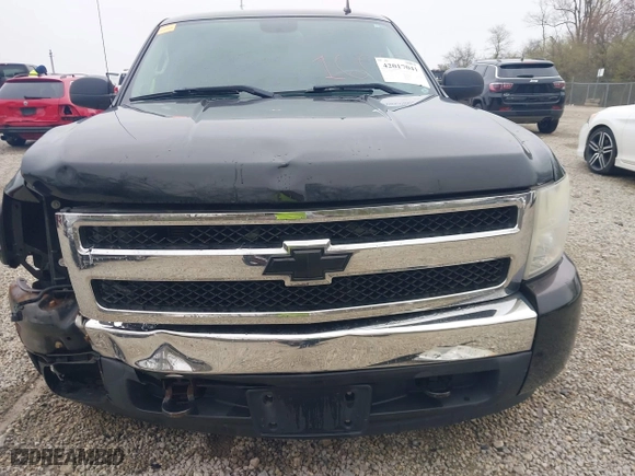 2008 Chevrolet Silverado 1500 LTZ with VIN 3GCEK13J38G310578, listed as a IAAI auction lot 42017041 with 231,632 mi miles. Bid and sale history available at carsss.com. Image 18.