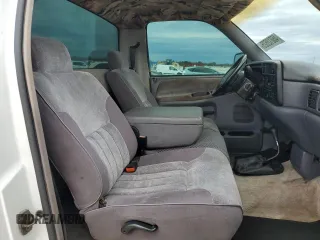 1995 Dodge 2500 with VIN 1B7KF26C9SS304696, listed as a Copart auction lot 46612625 with 217,760 mi miles and Salvage Title. Bid and sale history available at carsss.com. Image 10.
