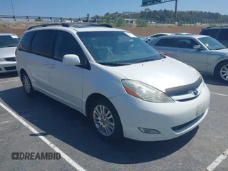 2008 Toyota Sienna XLE with VIN 5TDZK22C38S202022, listed as a IAAI auction lot 42156913 with 254,552 mi miles and . Bid and sale history available at DreamBid. Image 1.