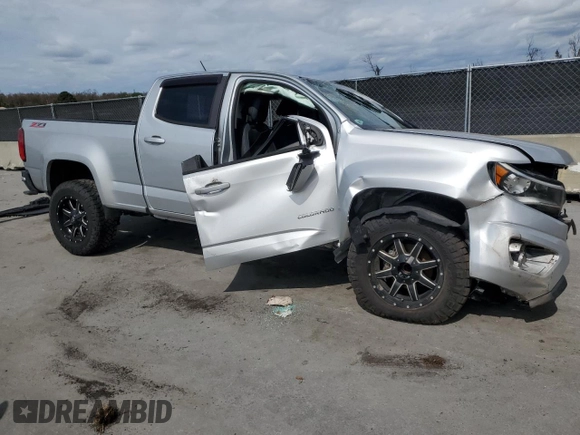 2019 Chevrolet Colorado 2WD Z71 with VIN 1GCGSDEN4K1126511, listed as a Copart auction lot 46676385 with 87,104 mi miles and Clean Title. Bid and sale history available at carsss.com. Image 4.