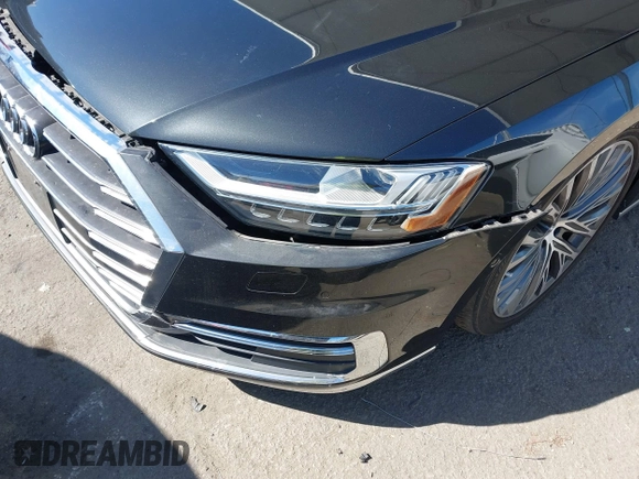 2019 Audi A8 z VIN WAU8DAF83KN006534, wystawiony jako IAAI lot #41712610 z przebiegiem 52 263 mil mil oraz . Historia ofert i sprzedaży dostępna na DreamBid. Obrazek 18.