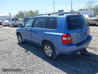 2005 Toyota Highlander with VIN JTEHD21A250037810, listed as a IAAI auction lot 42010190 with 181,645 mi miles. Bid and sale history available at carsss.com. Image 3.