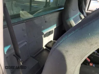 2003 Ford Ranger XL z VIN 1FTYR10D53PA15770, wystawiony jako Copart lot #59225135 z przebiegiem 171 684 mil mil oraz Szkoda całkowita • Salvage title. Historia ofert i sprzedaży dostępna na DreamBid. Obrazek 10.