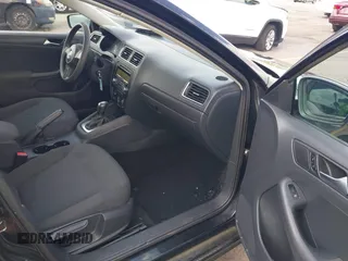 2012 Volkswagen Jetta Sedan S w/Sunroof with VIN 3VW2K7AJ2CM380329, listed as a IAAI auction lot 41952314 with 138,906 mi miles. Bid and sale history available at carsss.com. Image 5.