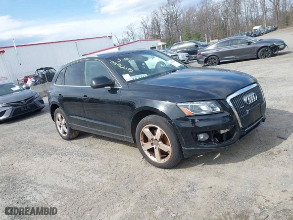 2012 Audi Q5 2.0T Premium Plus with VIN WA1LFAFP3CA039390, listed as a IAAI auction lot 41863189 with 147,788 mi miles. Bid and sale history available at carsss.com. Image 1.
