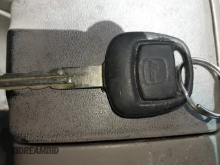 2001 Nissan Pathfinder SE z VIN JN8DR09Y21W584419, wystawiony jako IAAI lot #42133287 z przebiegiem 270 751 mil mil oraz . Historia ofert i sprzedaży dostępna na DreamBid. Obrazek 11.