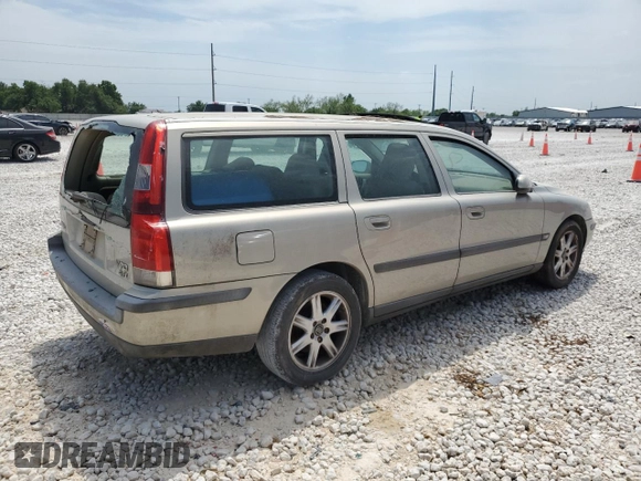 2002 Volvo V70 with VIN YV1SW58DX21183488, listed as a Copart auction lot 53701865 with 114,836 mi miles and Clean Title. Bid and sale history available at DreamBid. Image 3.