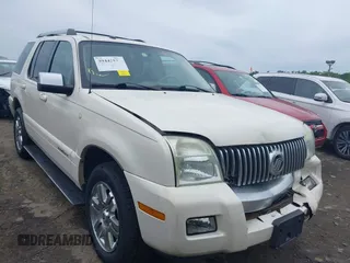 2008 Mercury Mountaineer Premier with VIN 4M2EU48898UJ01323, listed as a IAAI auction lot 39442831 with 156,293 mi miles. Bid and sale history available at carsss.com. Image 1.