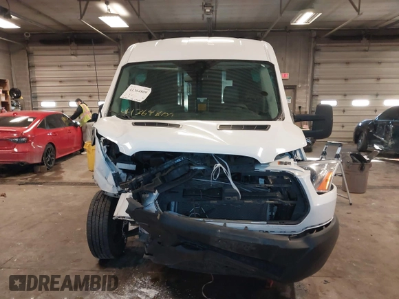 2019 Ford Transit с VIN 1FTYE2CMXKKA40544, выставлен на аукционе IAAI как лот 41364809 с пробегом 60 366 миль миль и . История ставок и продаж доступна на DreamBid. Изображение 12.