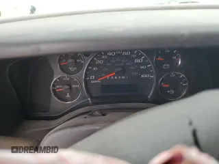 2017 GMC Savana Cargo z VIN 1GTW7AFF7H1291089, wystawiony jako Copart lot #49146145 z przebiegiem Nie podano mil oraz Szkody całkowita. Historia ofert i sprzedaży dostępna na DreamBid. Obrazek 9.