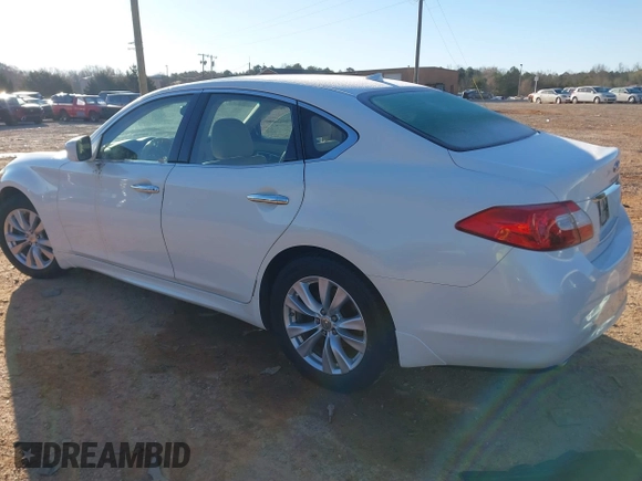 2011 Infiniti M37 with VIN JN1BY1AP5BM323915, listed as a IAAI auction lot 41822773 with 184,129 mi miles. Bid and sale history available at carsss.com. Image 3.
