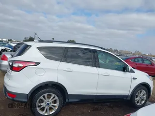 2017 Ford Escape SE with VIN 1FMCU9GD3HUD95726, listed as a IAAI auction lot 42121586 with 96,048 mi miles. Bid and sale history available at carsss.com. Image 13.