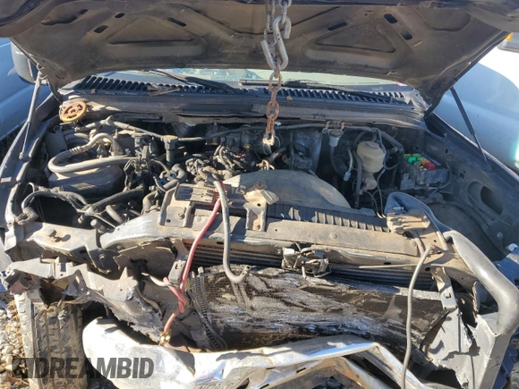 2001 Ford F-350 XL with VIN 1FTWW32F21ED02292, listed as a Copart auction lot 89184265 with 318,261 mi miles and Salvage title. Bid and sale history available at DreamBid. Image 11.
