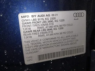 2022 Audi Q3 Premium with VIN WA1AUCF37N1031236, listed as a IAAI auction lot 41453286 with 27,427 mi miles. Bid and sale history available at carsss.com. Image 9.