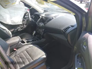 2019 Ford Escape Titanium с VIN 1FMCU9J94KUC24611, выставлен на аукционе IAAI как лот 42595286 с пробегом 77 280 миль миль и . История ставок и продаж доступна на DreamBid. Изображение 5.