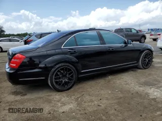2010 Mercedes-Benz S 550 with VIN WDDNG7BB1AA326822, listed as a Copart auction lot 52373325 with 105,313 mi miles and Salvage Title. Bid and sale history available at DreamBid. Image 3.