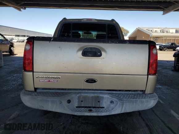 2001 Ford Explorer Sport Trac with VIN 1FMZU77E61UB89698, listed as a Copart auction lot 63945285 with 219,524 mi miles and Clean title. Bid and sale history available at DreamBid. Image 6.