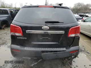 2012 Kia Sorento LX with VIN 5XYKT4A29CG196963, listed as a Copart auction lot 83060574 with 246,500 mi miles and Salvage Title. Bid and sale history available at carsss.com. Image 6.