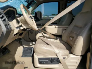2008 Ford F-250 XL with VIN 1FTSW21R68EA06383, listed as a Copart auction lot 54917015 with 195,462 mi miles and Salvage title. Bid and sale history available at DreamBid. Image 7.