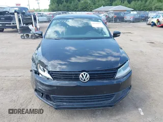2011 Volkswagen Jetta SE с VIN 3VWDZ7AJ2BM327620, выставлен на аукционе IAAI как лот 42519312 с пробегом 216 071 миль миль и . История ставок и продаж доступна на DreamBid. Изображение 13.