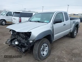 2006 Toyota Tacoma with VIN 5TEUX42N66Z233581, listed as a IAAI auction lot 41897141 with 153,117 mi miles and . Bid and sale history available at DreamBid. Image 17.
