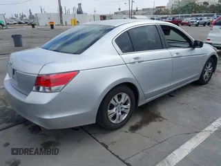 2009 Honda Accord LX-P z VIN JHMCP26469C005373, wystawiony jako IAAI lot #42327105 z przebiegiem 195 361 mil mil oraz . Historia ofert i sprzedaży dostępna na DreamBid. Obrazek 4.