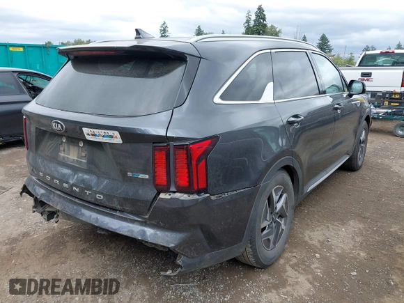 2021 Kia Sorento S with VIN KNDRG4LG0M5036878, listed as a IAAI auction lot 42544031 with 62,059 mi miles and . Bid and sale history available at DreamBid. Image 4.