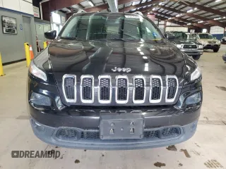 2015 Jeep Cherokee Latitude with VIN 1C4PJMCS6FW795643, listed as a Copart auction lot 56276355 with 152,208 mi miles and Clean Title. Bid and sale history available at DreamBid. Image 5.
