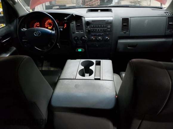 2010 Toyota Tundra z VIN 5TFUW5F19AX101415, wystawiony jako Copart lot #56232545 z przebiegiem 167 081 mil mil oraz Czysty tytuł • Clean title. Historia ofert i sprzedaży dostępna na DreamBid. Obrazek 8.