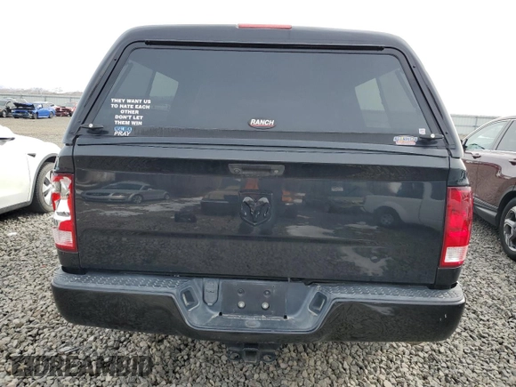 2016 Ram 1500 Express z VIN 1C6RR6FG7GS179504, wystawiony jako Copart lot #44637125 z przebiegiem 120 696 mil mil oraz Szkoda całkowita • Salvage title. Historia ofert i sprzedaży dostępna na DreamBid. Obrazek 6.