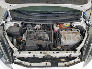 2018 Toyota Prius One with VIN JTDKDTB32J1617045, listed as a Copart auction lot 50398665 with 119,216 mi miles and Clean Title. Bid and sale history available at DreamBid. Image 11.