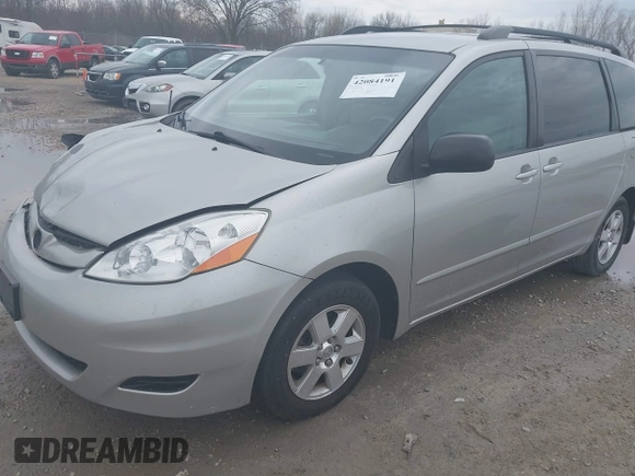 2010 Toyota Sienna CE с VIN 5TDKK4CCXAS307741, выставлен на аукционе IAAI как лот 42084191 с пробегом 167 583 миль миль и . История ставок и продаж доступна на DreamBid. Изображение 2.