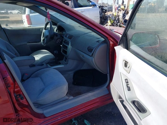 2002 Mitsubishi Galant ES with VIN 4A3AA46G52E117959, listed as a IAAI auction lot 41590791 with 135310 miles. Bid and sale history available at carsss.com. Image 5.