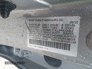 2020 Acura TLX w/Technology Pkg with VIN 19UUB3F49LA003325, listed as a IAAI auction lot 40046774 with 37,801 mi miles. Bid and sale history available at carsss.com. Image 9.