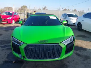 2017 Audi R8 z VIN WUAVACFX5H7903923, wystawiony jako IAAI lot #41348191 z przebiegiem 53 883 mil mil oraz . Historia ofert i sprzedaży dostępna na DreamBid. Obrazek 12.