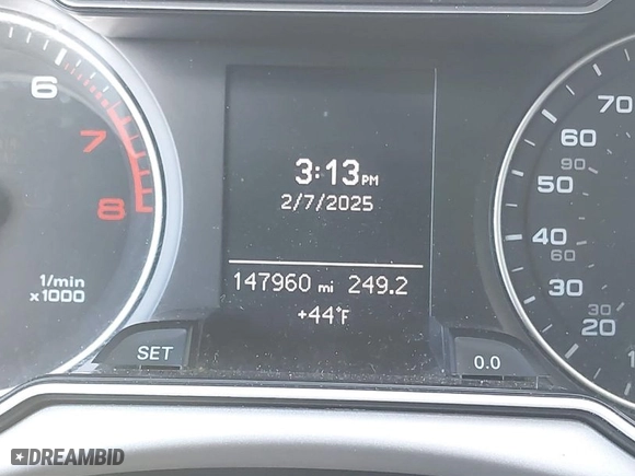 2015 Audi A4 Premium with VIN WAUBFAFL4FN033302, listed as a IAAI auction lot 41500723 with 147,960 mi miles. Bid and sale history available at carsss.com. Image 16.