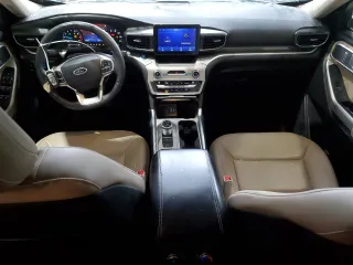 2020 Ford Explorer XLT with VIN 1FMSK7DHXLGC74728, listed as a Copart auction lot 50770525 with 47,751 mi miles and Salvage Title. Bid and sale history available at carsss.com. Image 8.