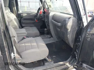 2009 Jeep Wrangler Unlimited Rubicon z VIN 1J4GA69159L749215, wystawiony jako IAAI lot #41489893 z przebiegiem 177 768 mil mil oraz . Historia ofert i sprzedaży dostępna na DreamBid. Obrazek 5.