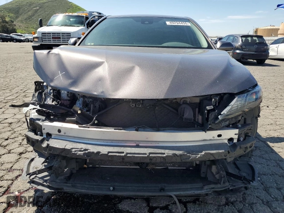 2023 Toyota Camry SE z VIN 4T1G11AK9PU832730, wystawiony jako Copart lot #49294455 z przebiegiem 46 194 mil mil oraz Szkoda całkowita • Salvage title. Historia ofert i sprzedaży dostępna na DreamBid. Obrazek 5.